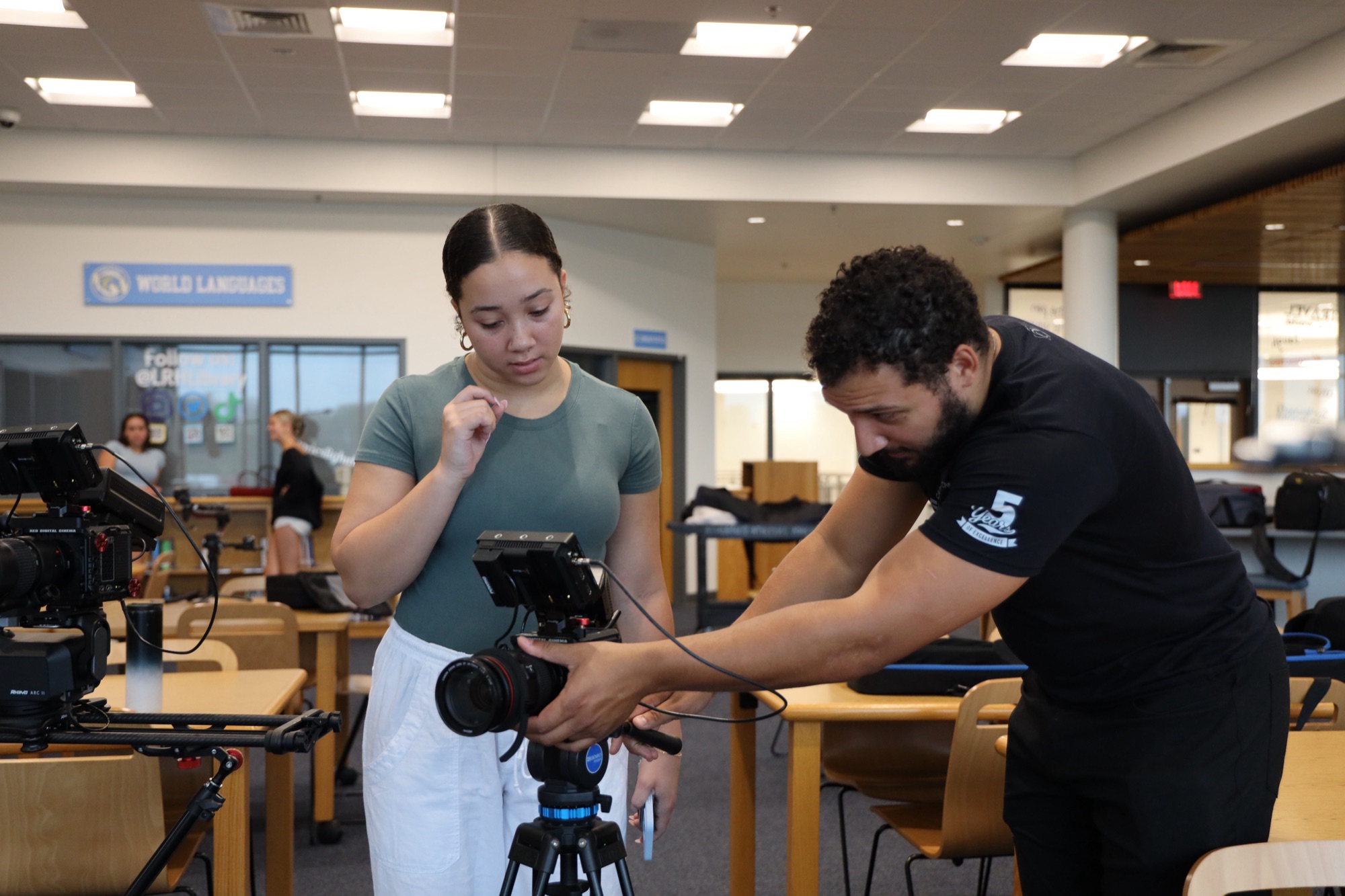 Hands-on coaching during a content production